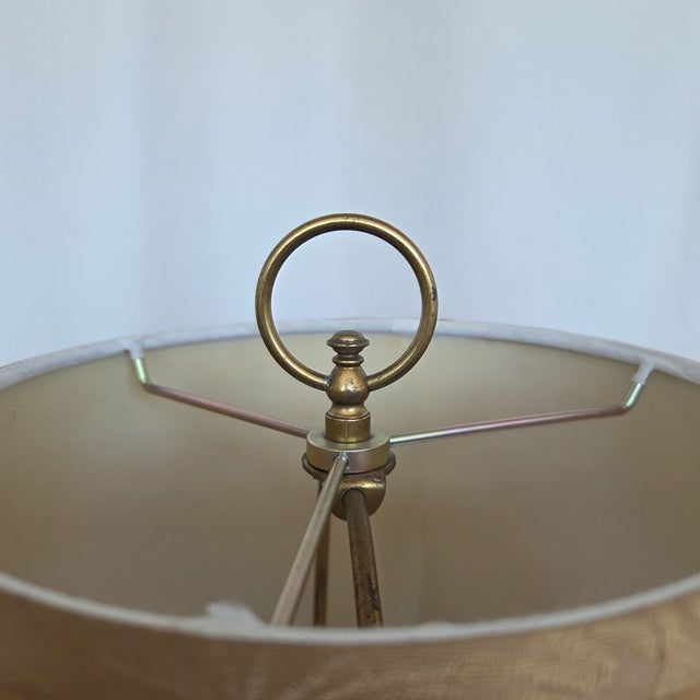 Neoclassical Mid 20th Century Neoclassical Frederick Cooper Mahogany Brass Table Lamp W/ Shade For Sale - Image 3 of 10