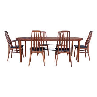 1960s Danish Modern Teak Extendable Dining Set For Sale