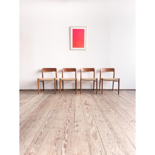 Mid-Century Danish Model 75 Dining Chairs in Teak by Niels Møller for J.L. Møllers, 1950s, Set of 4 For Sale - Image 4 of 15