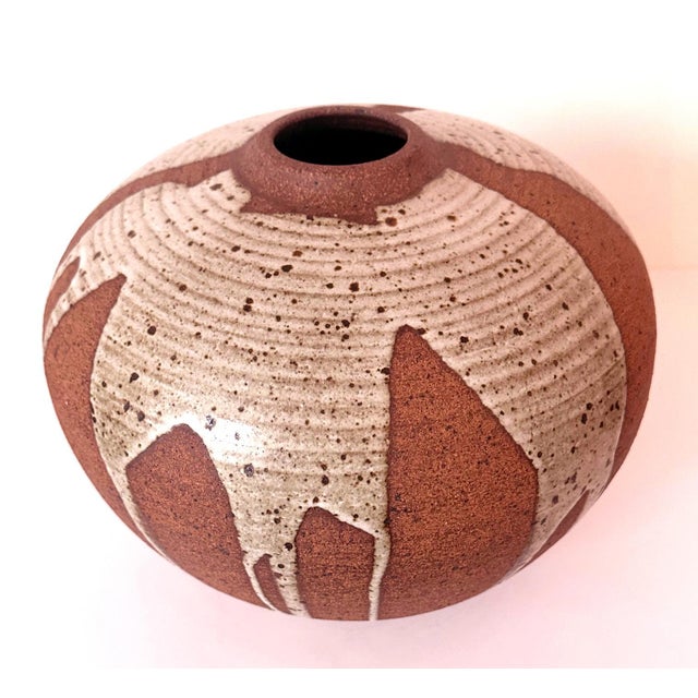 Striking Ceramic Jar Vase with Flowing Glaze by Vivika and Otto Heino For Sale In Atlanta - Image 6 of 12