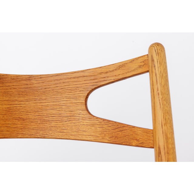 Carl Hansen & Søn Danish Oak CH29 Sawbuck Chair by Hans J. Wegner for Carl Hansen & Son, 1960s For Sale - Image 4 of 10