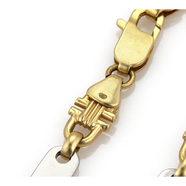Mid 20th Century Bar & Stirrup 18k Two Tone Gold Link Bracelet For Sale - Image 4 of 5
