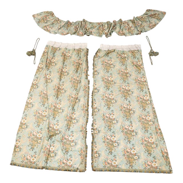 Vintage Gp & J Baker Printed Interlined Curtain Panels, Valence, and Tie Backs- A Set of Five For Sale