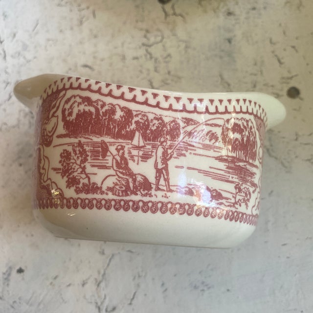 Dark Pink 1960s Royal China Co Memory Lane Gravy Boat & Handled Under Plate For Sale - Image 8 of 11