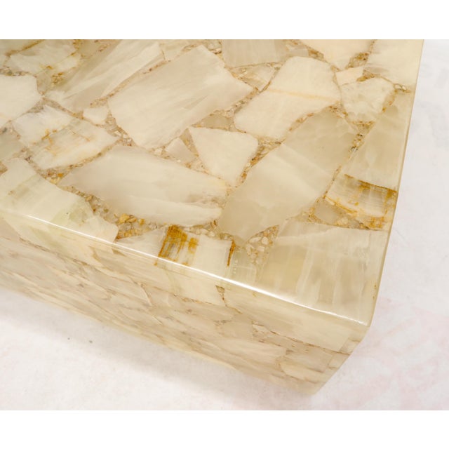 Late 20th Century Onyx and Resin Square Cube Shape Mid-Century Modern Coffee Table on Wheels MINT! For Sale - Image 6 of 8