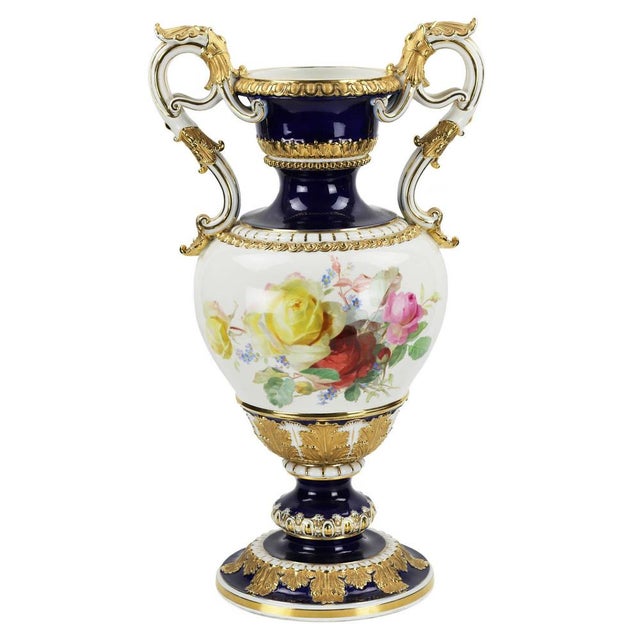 Large 19th Century Salon Vase with Flowers by Ernst August Leuteritz for Meissen For Sale - Image 4 of 9