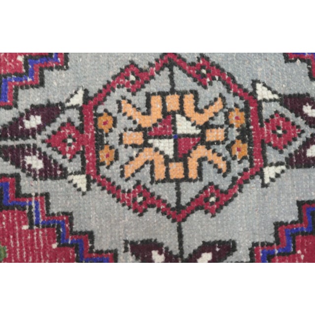 1970s Turkish Vintage Oushak Doormat Rug For Sale In Sacramento - Image 6 of 9