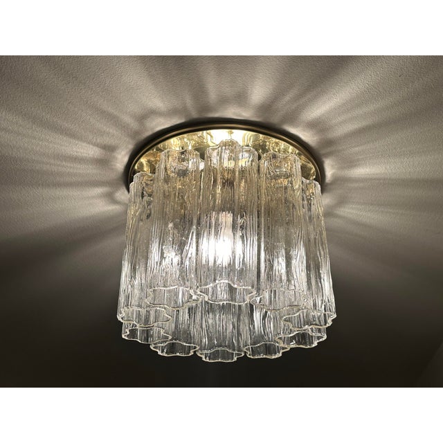 Vintage Murano Tronchi Flush Mount Ceiling Light Fixture – 10 Hand Blown Glass Tronchi With Polished Brass Ceiling Plate For Sale In Detroit - Image 6 of 8