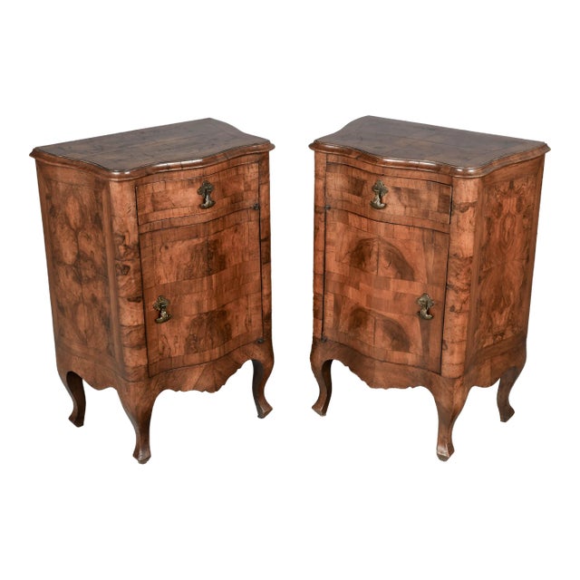 18th Century Italian Rococo Comodini, or Nightstands, a Pair For Sale