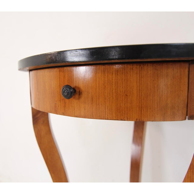 19th Century German Biedermeier Cherry Wood Side Table For Sale - Image 9 of 18