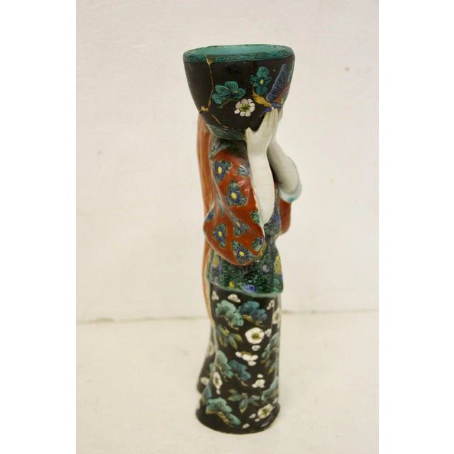 Chinoiserie Smiling Chinese Lady Ceramic Figure For Sale - Image 3 of 9