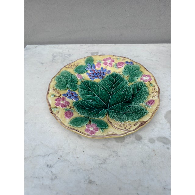 English Majolica Strawberry & Grapes Plate Wedgwood Circa 1920.
