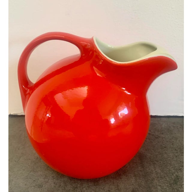 Mid-Century Modern Hall 1950s Red Ball Pitcher No.633 For Sale - Image 3 of 7