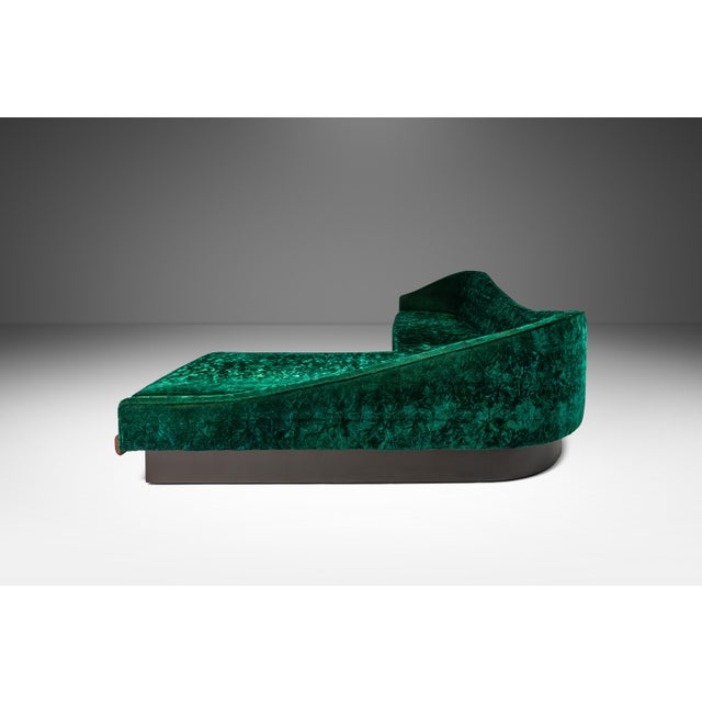 Adrian Pearsall Mid-Century Modern "Cloud" Sofa in Original Crushed Velvet Upholstery & Walnut Attributed to Adrian Pearsall for Craft Associates, Usa, Circa 1970's For Sale - Image 4 of 12