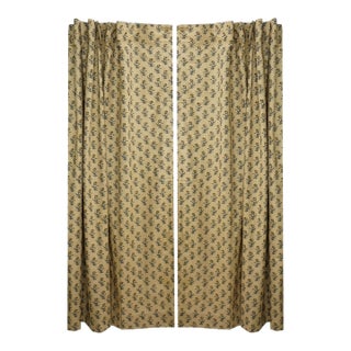 Handmade Costal Tulip Ring Curtain in Viscose Coloured Linen for Windows Size -54"Wx108"L For Sale