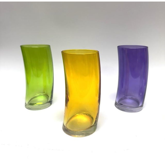 Mid-Century Modern Set of 6 Colorful Vintage Curved German Highball Glasses For Sale - Image 3 of 4
