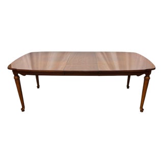 Vintage Thomasville Traditional American Style Mahogany Extension Dining Table For Sale