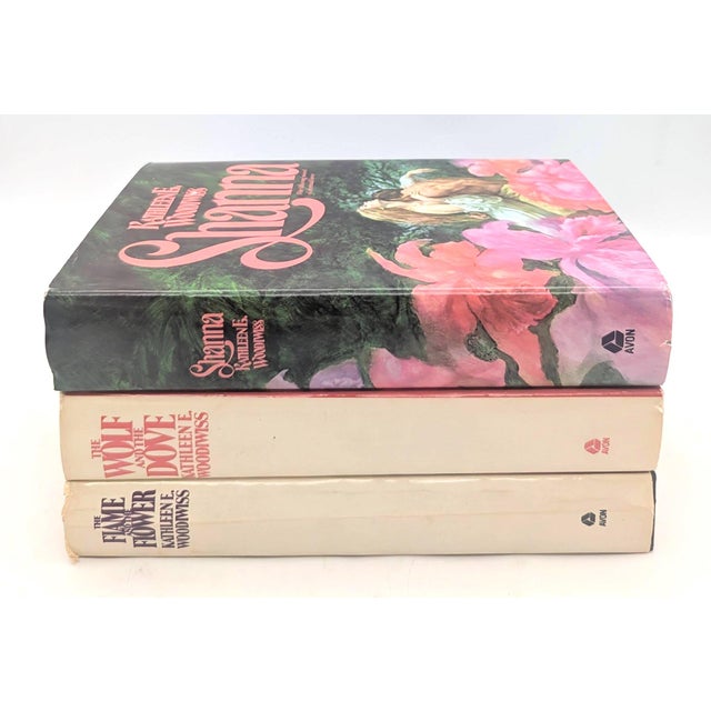 Harry N. Abrams 1970s First Editions of Romance Novels by Kathleen E Woodiwiss, Set of 3 For Sale - Image 4 of 11