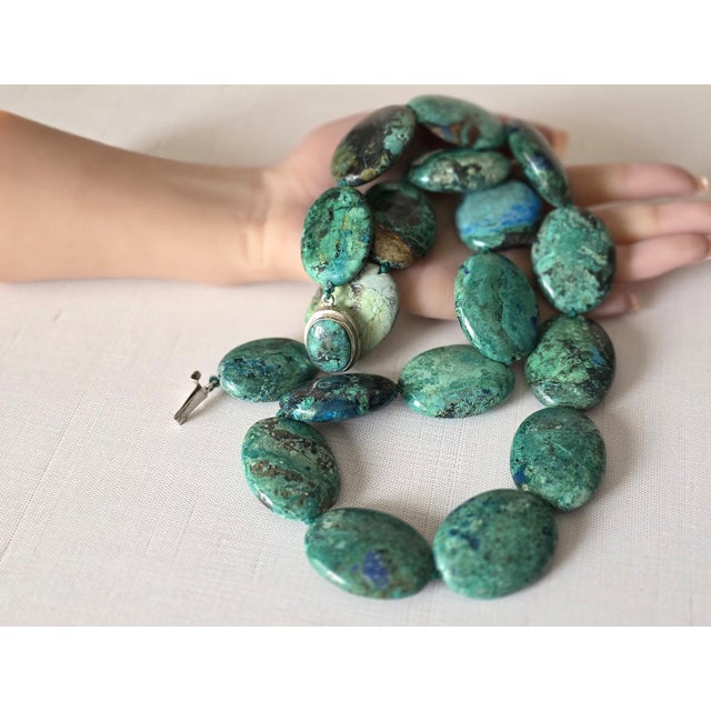 Metal Vintage Arizona Chrysocolla Statement Necklace Believed to Be Native American, Sterling Silver Clasp, Southwestern Jewelry For Sale - Image 7 of 9