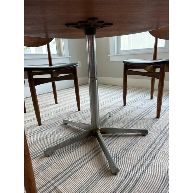 Original Mid Century Modern Mid 20th Century MidCentury Round Dining