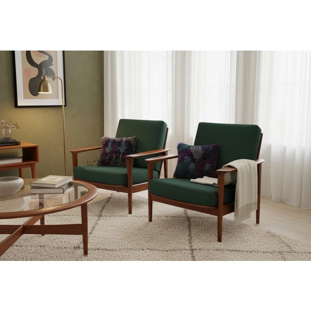 Danish Lounge Chair in Walnut with Cushions Reupholstered in Wool Fabric, 1960s For Sale - Image 15 of 18