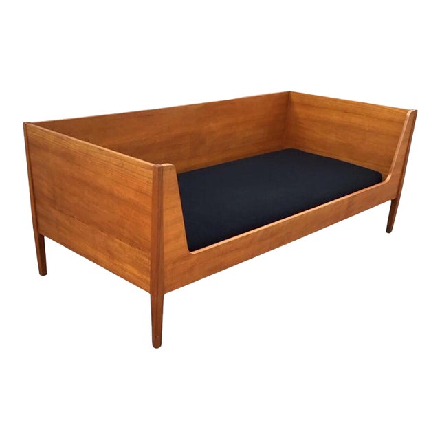 1960's Mid-Century Poul Hundevad Teak Daybed For Sale