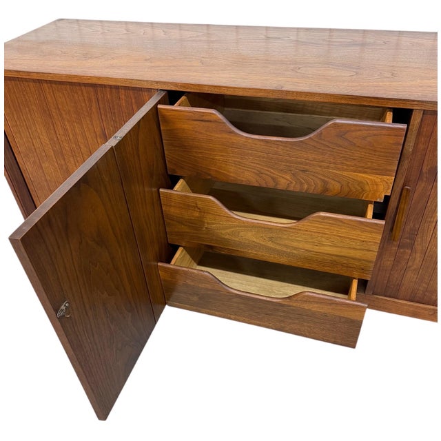 1960s Mid-Century Modern Tambour Walnut 9-Drawer Dresser For Sale - Image 5 of 9