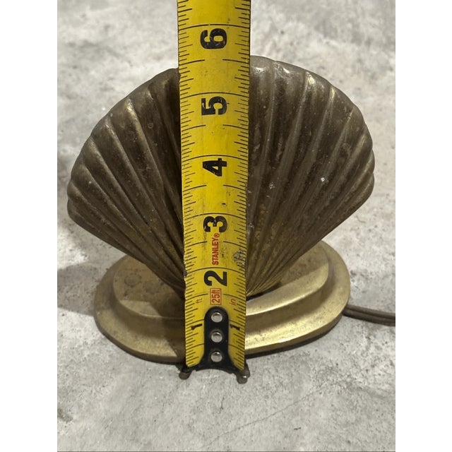 Mid 20th Century Vintage Mid Century Style Clam Shell Shape Solid Brass Wired Table Lamp For Sale - Image 5 of 6