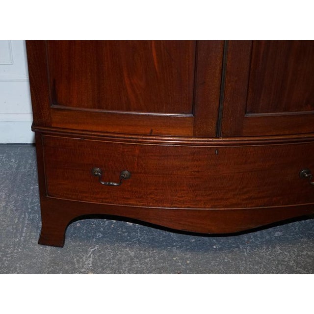 Textile Antique English George III Linen Press For Sale - Image 7 of 18