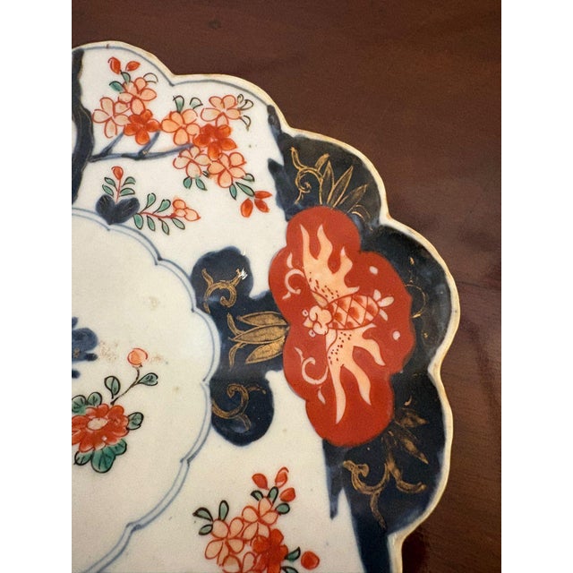 Antique Japanese Imari Scalloped Dish, 1900 For Sale - Image 6 of 7