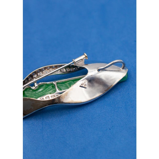 Late 20th Century 18k White Gold Diamond Carved Jade Pendant/Brooch Choker Wire Necklace For Sale - Image 11 of 12
