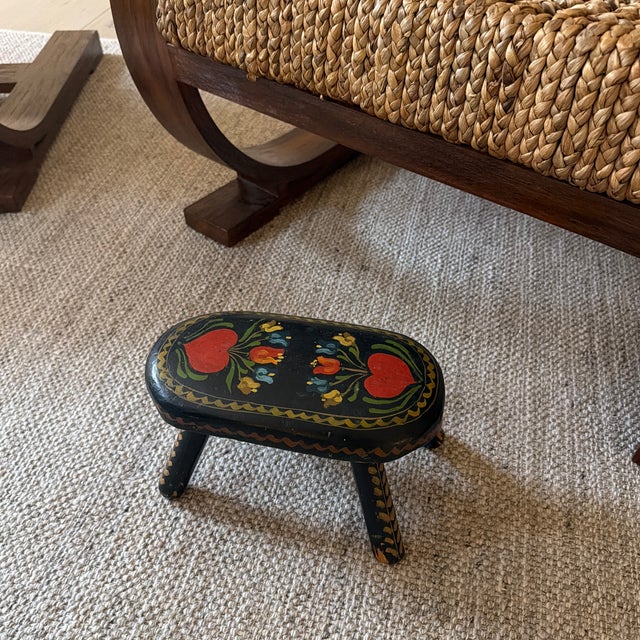 1950s Hand Painted Scandinavian Style Wooden Folk Art Footstool With Heart and Floral Decoration For Sale - Image 9 of 9