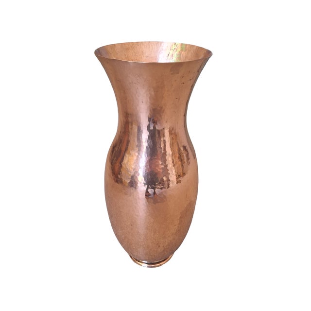 English Vintage English Hand Hammered Copper Vase For Sale - Image 3 of 5