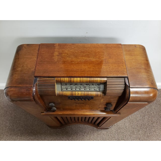 Vintage, Antique 1941 Philco, Art Deco Console Radio With Inlays, Model