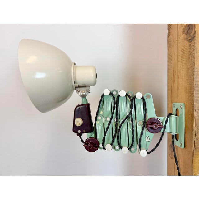 Industrial East German Scissor Lamp from Veb Zweckleuchtenbau Dresden, 1950s For Sale - Image 6 of 18