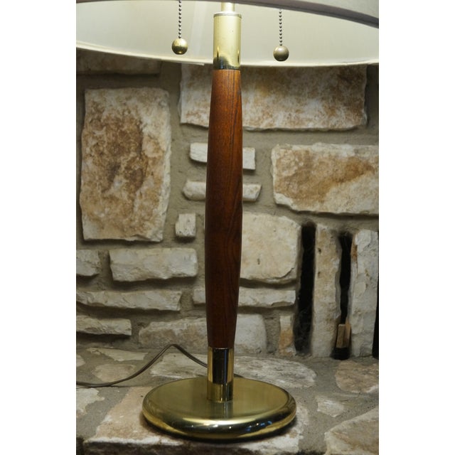 1950s Mid Century Walnut and Brass Table Lamp For Sale - Image 4 of 10