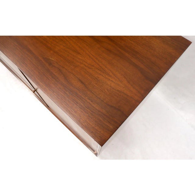 Mid 20th Century Sculptural Legs Long 9 Drawers Walnut Credenza Dresser with Doors For Sale - Image 5 of 13