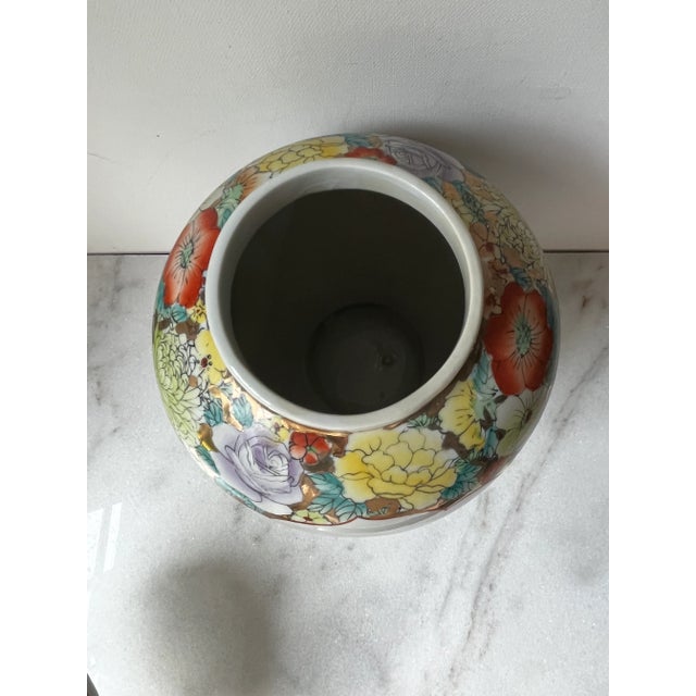 Vintage Chinese Porcelain Oriental Ginger Jar Urn Vase W/ Floral Birds Design For Sale - Image 9 of 16