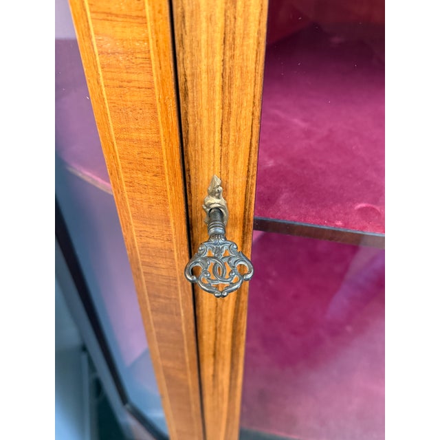 French Style Bow Front Corner Cabinet For Sale - Image 11 of 17