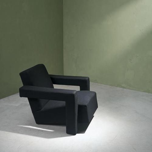 Early Utrecht Chair in Black Upholstery by Gerrit Thomas Rietveld for Metz & Co., 1936 For Sale - Image 6 of 13