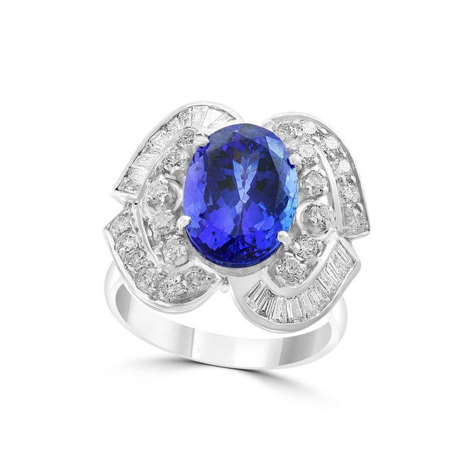 5.38 Carat Oval Tanzanite and Diamond Ring 18 Karat White Gold, Estate For Sale - Image 9 of 18