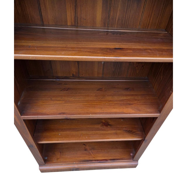1990s Ethan Allen Country Craftsman Bookshelf Cabinet Shelf Display Knotty Pine Hutch For Sale - Image 12 of 15