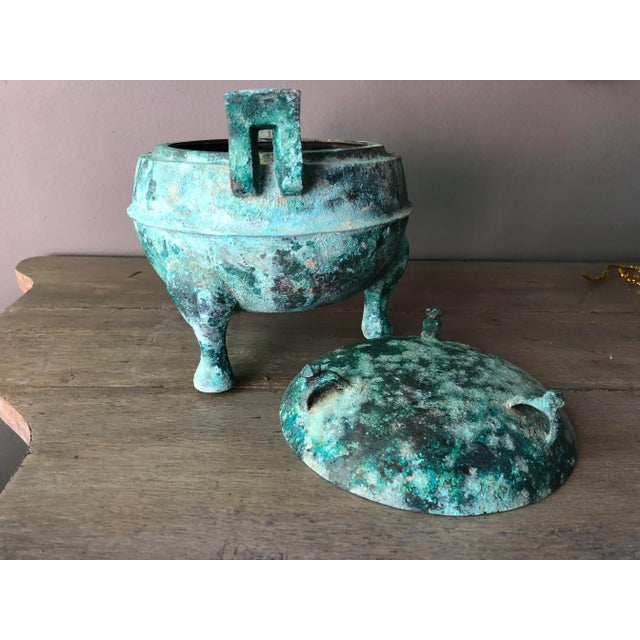 15th Century Figurative Han Dynasty Bronze Pot For Sale In Los Angeles - Image 6 of 10