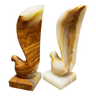 Vintage Art Deco Marble Dove Sculptures/Bookends - a Pair For Sale