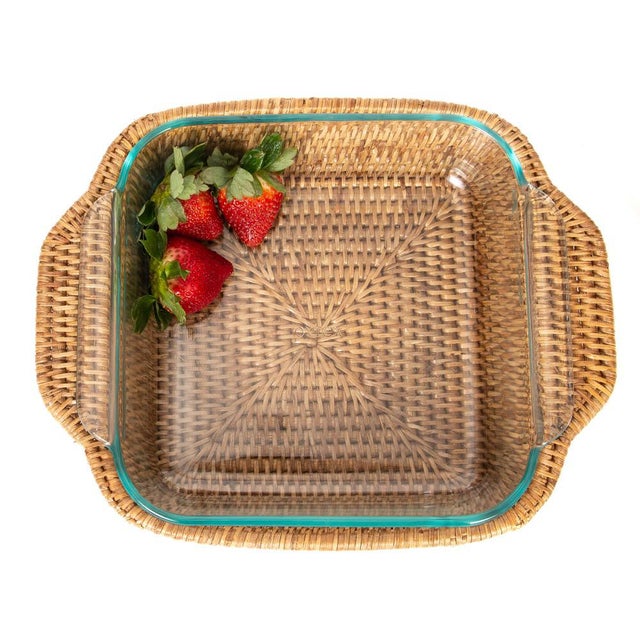 Artifacts Rattan Square Baker Basket with Pyrex in Honey Brown - 2 Pieces For Sale In Houston - Image 6 of 8