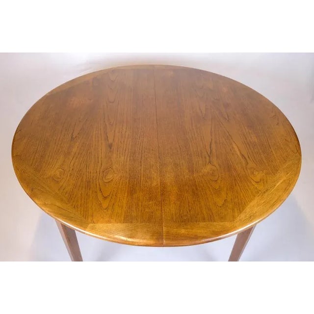 Round Extendable Dining Table in Teak, 1960s For Sale - Image 4 of 15