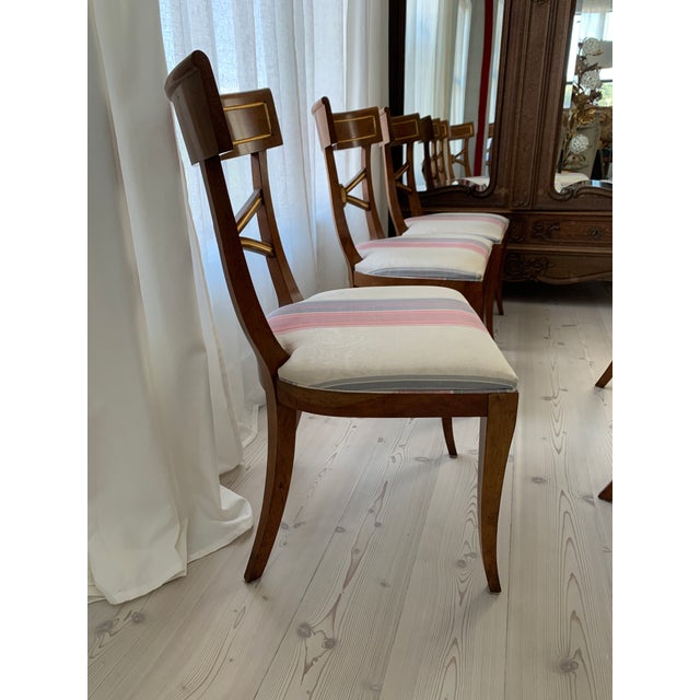 Mid-Century Modern 1940s Vintage Baker Furniture Regency Klismos Style Dining Chairs - Set of 6 For Sale - Image 3 of 12