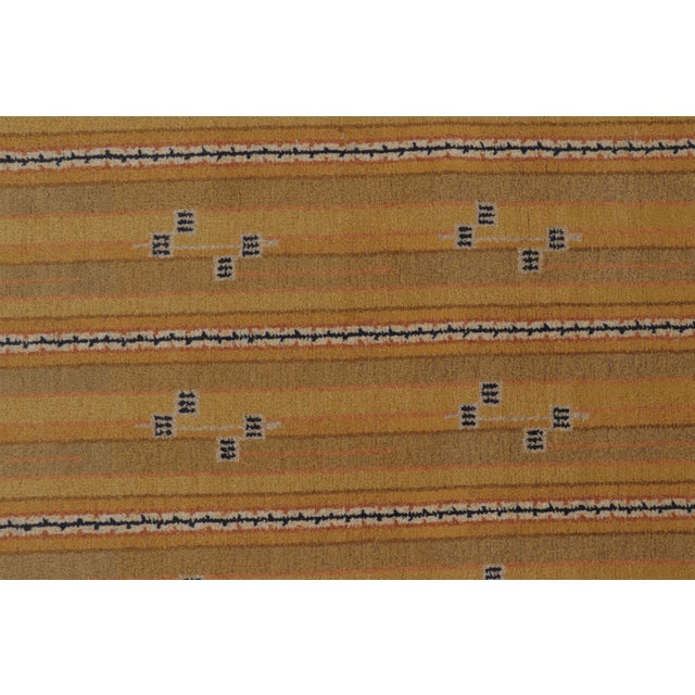 Rug & Kilim’s Scandinavian-Inspired Rug, “Marta Stripe” Design in Gold Tones For Sale In New York - Image 6 of 8