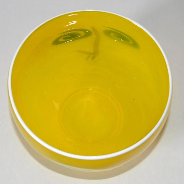 Kerry Feldman Op Art Glass Bowl by Fineline After Picasso Mid-Century Modern 80 For Sale - Image 9 of 13