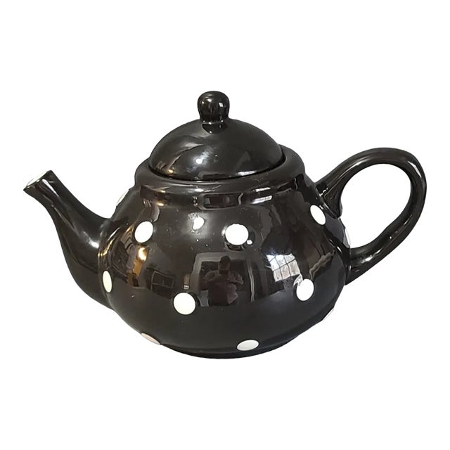 Late 20th Century Modern Terramoto Black & White Polka-Dot Ceramic Tea Pot For Sale